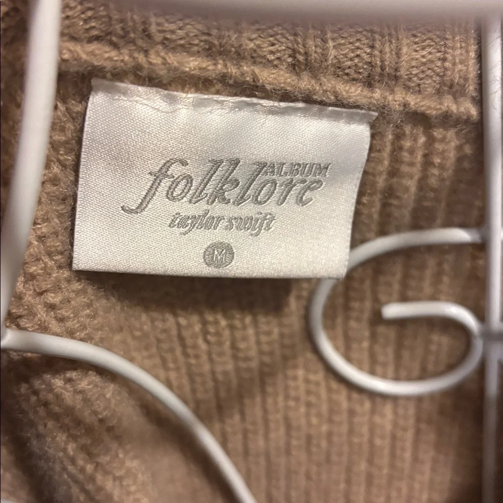 Taylor Swift Folklore Sweater Size Medium - Picture 2 of 5